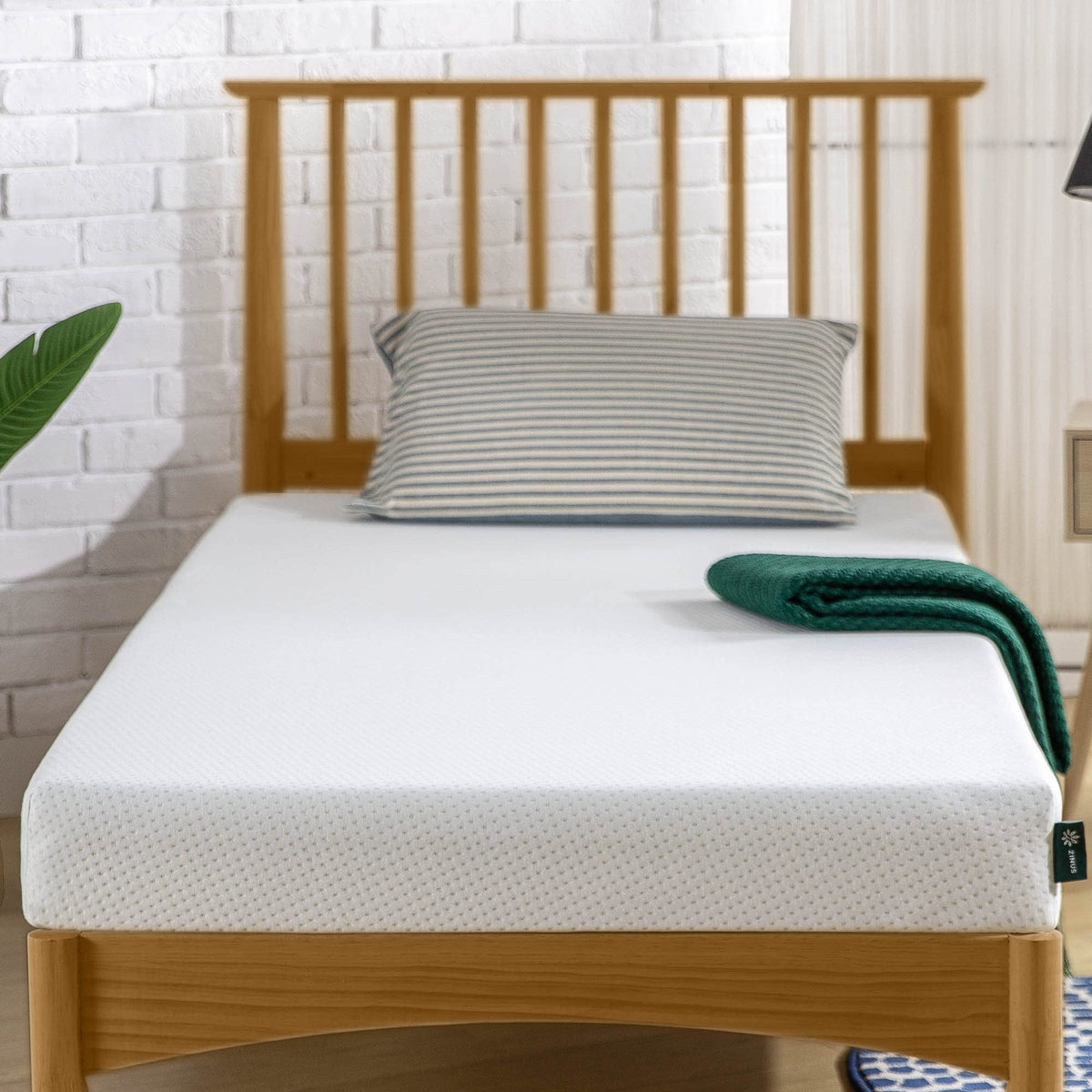 5 Inch Memory Foam Mattress, Twin, Medium Firmness, White D926350