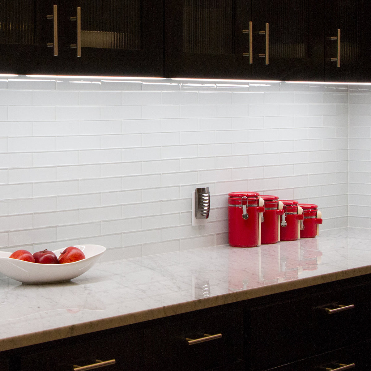 24in. LED Under Cabinet Light Fixture H346